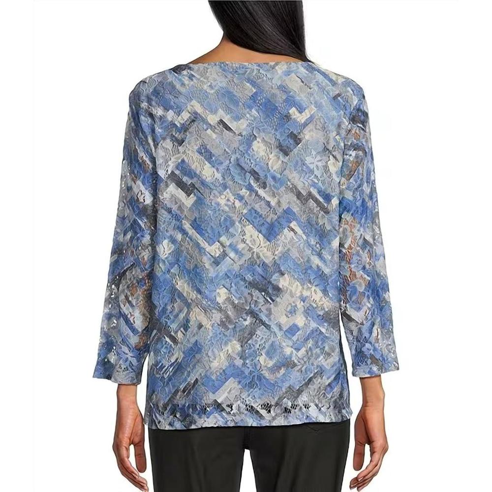 NEW MULTIPLES printed scoop neck three quarter sleeve fitted lace knit top in bl - Picture 2 of 4